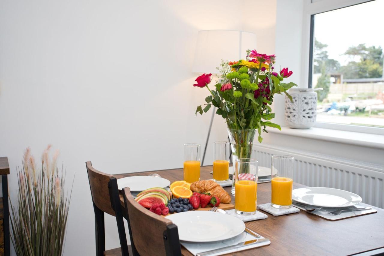 The Bearded Goat Den - A Rural Retreat At This Modern Holiday Cottage Saint Leonards Экстерьер фото